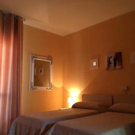 Hotel Commercio 2*